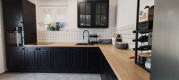 Rab, dvosobni stan u prizemlju, površine 84 m²,dvorištem od 39 m².