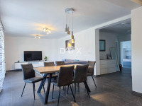 Rab, kuća, 600 m2, 6 apartmana, parking, investicija