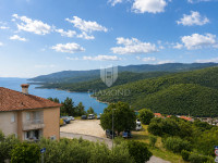 Rabac, dvosoban stan s prekrasnim pogledom na more!