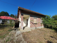 Nova Rača, Dautan, manja kuća sa gospodarskim zgradama