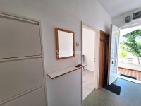 RELJA/JAZINE II, 2 PROSTORIJE, PARKING, ODLIČNA LOKACIJA!