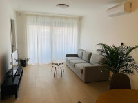 Remetinečka,  najam 2,5-soban stan 65m2 sa parkingom