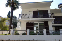 Renovirana kuća u blizini plaže, Podaca