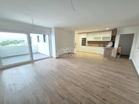 Rešetari 3s+db u novogradnji neopremljen