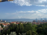RIJEKA, BANDEROVO- zelena oaza s parkingom i okućnicom!!!