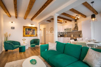 RIJEKA, CENTAR - Luksuzan stan u samom centru rijeke, 2S+DB, 2. kat