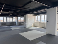 RIJEKA - CENTAR, novouređeni poslovni prostor u zgradi s liftom za dug