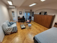 Rijeka-Centar, najam, 80m2, 3 odvojene sobe