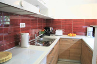 RIJEKA, CENTAR – Uređen 3S KL stan za dugoročni najam, 65 m², par kora