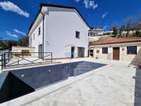 RIJEKA,KASTAV-NOVOGRADNJA, kuća sa bazenom, saunom, pogledom na more