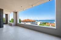 Rijeka, Kostrena, 5s stan 200 m2 s pogledom na more, prodaja