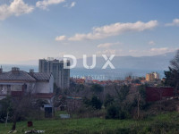 RIJEKA, KOZALA- građevinsko zemljište 1000m2 s pogledom na more + star