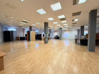 RIJEKA, ŠIRI CENTAR - uredski prostor u poslovnoj zgradi