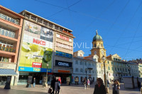 Rijeka, centar, idealna investicija, dvosoban stan 60 m² u zgradi s li