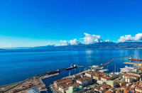 Rijeka-stan za najam 65m2,2SB+DB