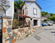 RIJEKA, SUŠAČKA DRAGA - KUĆA S DVORIŠTEM