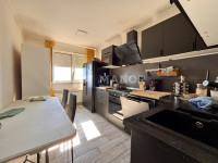 RIJEKA, TURNIĆ - Komforan 2S+DB stan, 88 m2, lift, pogled na more