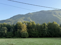 RIZVANUŠA DVIJE GRAĐEVINSKE PARCELE PODNO VELEBITA