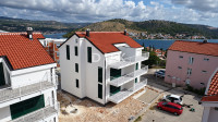 Rogoznica, 3-sobni stan, 59,70 m², prizemlje, 260 m od mora