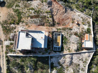 ROGOZNICA - DVORNICA  vila u trenutnoj roh-bau fazi gradnje s otvoreni