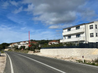Rogoznica, građevinsko zemljište 150m od plaže, 950 m2
