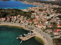 ROGOZNICA- TROSOBNI STAN 80M OD MORA 1.kat