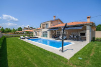 Rovinj, okolica - mediteranska vila u mirnom mjestu