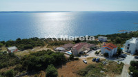 RTINA - 625m2 POGLED NA MORE