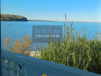 RTINA- VELIKA KUĆA S 12 APARTMANA, 1.RED DO MORA I PREKRASNE PLAŽE !!