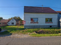 RUŠČICA - prizemnica cca 200 m2 neto površine + pom. zgrade