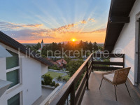 SAMOBOR CENTAR-202m2-Prostran obiteljski dom s vrtom, garažom i panora