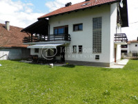 Samobor/Perivoj/samostojeća sedmerosobna kuća/PRILIKA!