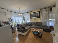 Samobor/Perivoj/troetažni stan (kuća u nizu)143m2