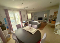 Samostojeća kuća sa 2 stana i pogledom na more, Okrug Gornji!