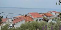 Samostojeća kuća s dvorištem i otvorenim pogledom na more - Marušići