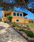 Samostojeća kuća prvi red do mora- Donja krušica