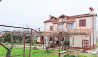 Samostojeća kuća, Šikići
