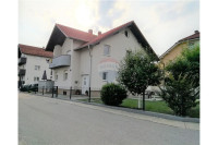 Samostojeća kuća: Zagreb (Blato), 230.00 m2
