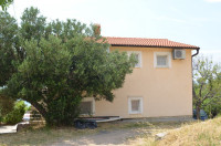 **Šarmantna kuća s pogledom na more, Rab**