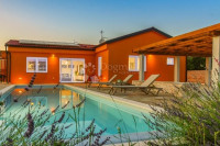 ŠARMANTNA PRIZEMNICA U SRCU ISTRE