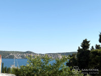 Seget Donji - Trogir: Trosoban stan (89 m2) u modernoj novogradnji