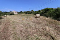 Šegotići, Marčana, 1.420m2 građevinska parcela uz cestu