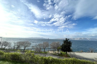 Senj, jedinstvena investicijska prilika 734 m², u prvom redu do mora