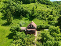 Seoska kuća za odmor s otvorenim pogledom na zelenilo
