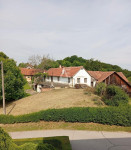 Karlovac, okolica, seosko imanje za adaptaciju s velikim potencijalom