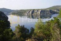 Šibenik: Atraktivno zemljište s panoramskim pogledom 27 542m2