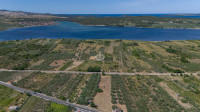 Šibenik, Jadrtovac - Građevinsko i Pašno Zemljište 3978m2 u Atraktivno
