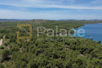 Šibenik, Mandalina: Zemljište u sportsko rekreativnoj zoni 14 110m2