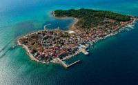 ŠIBENIK/OTOK KRAPANJ/KAMENA KUĆA 160 m2
