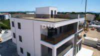 VODICE, SRIMA – Penthouse s liftom, krovna terasa 109 m², 70m od plaže